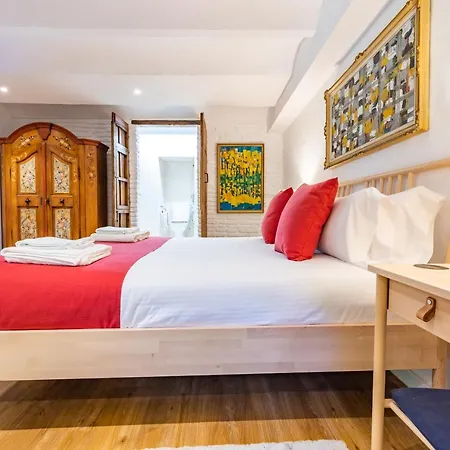 Casa Paraiso Boutique B&B