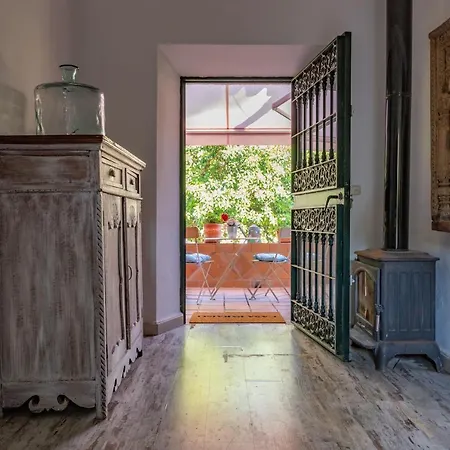 Casa Paraiso Boutique B&B 토레몰리노스
