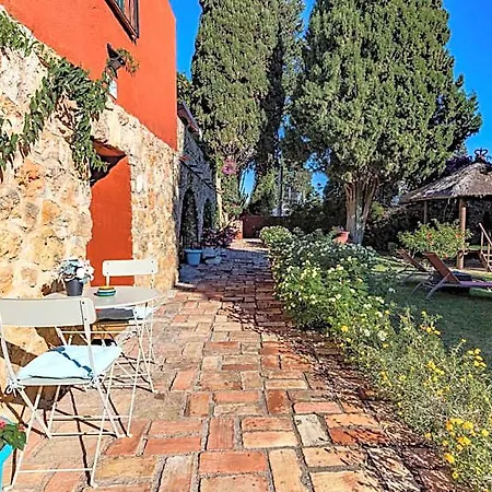 Casa Paraiso Boutique 3* 토레몰리노스